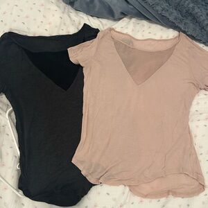 ALO Yoga Black and Pink Mesh Short Sleeve Tops
